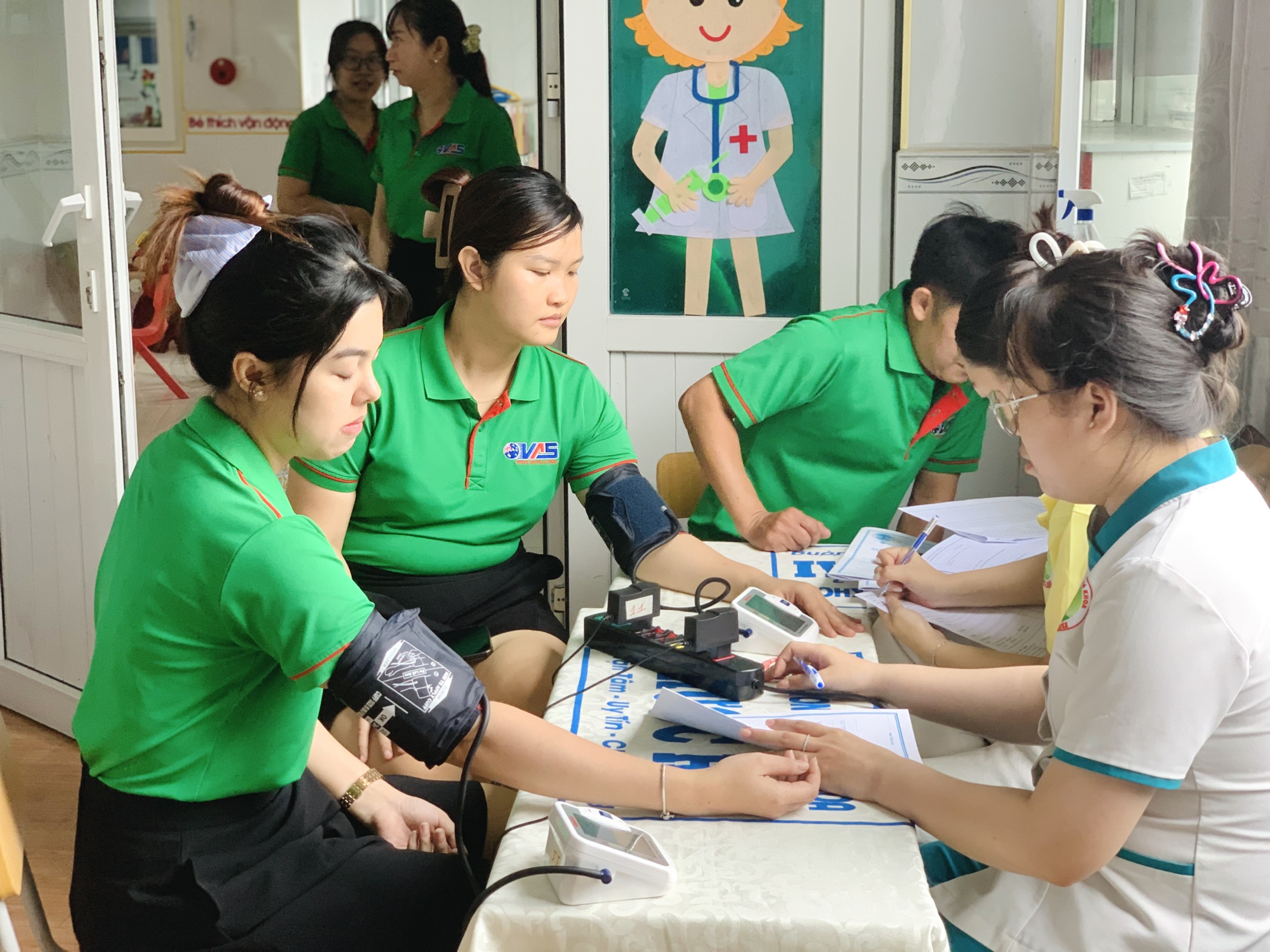 CHĂM SÓC SỨC KHỎE - SẴN SÀNG CHO NĂM HỌC MỚI RỰC RỠ