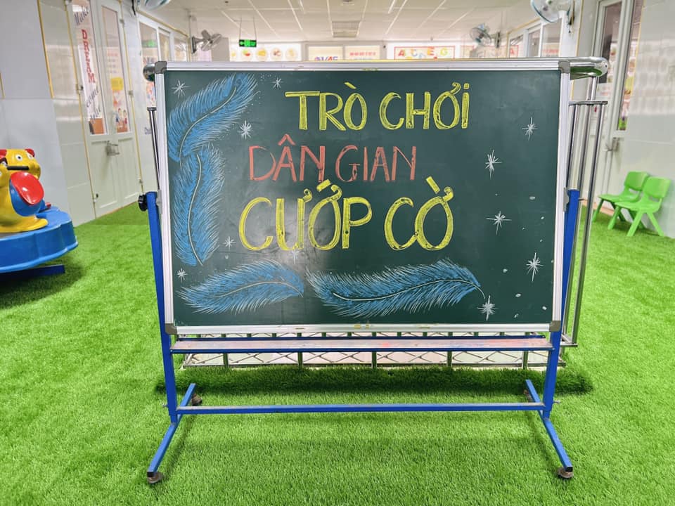 TRÒ CHƠI DÂN GIAN – NIỀM VUI KHÔNG GIÁN ĐOẠN